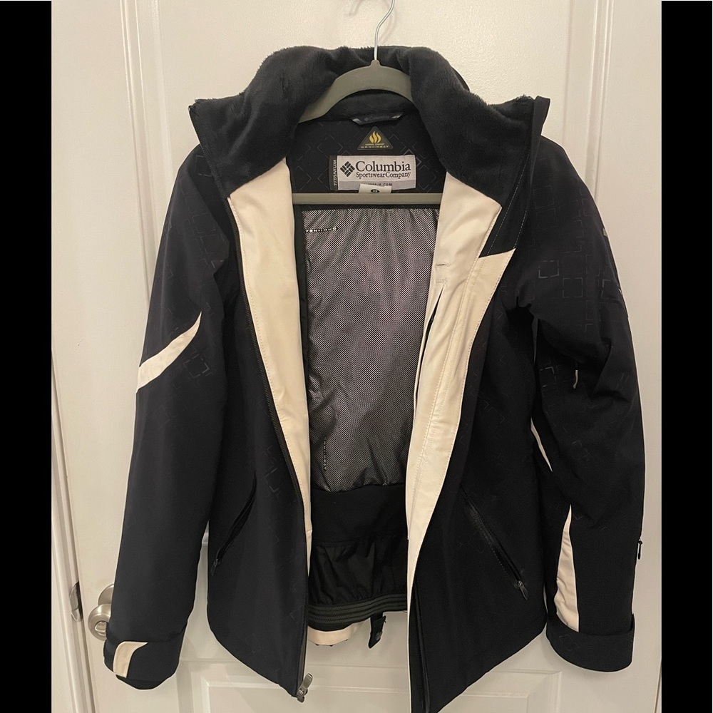 Columbia Women’s Ski Winter Jacket